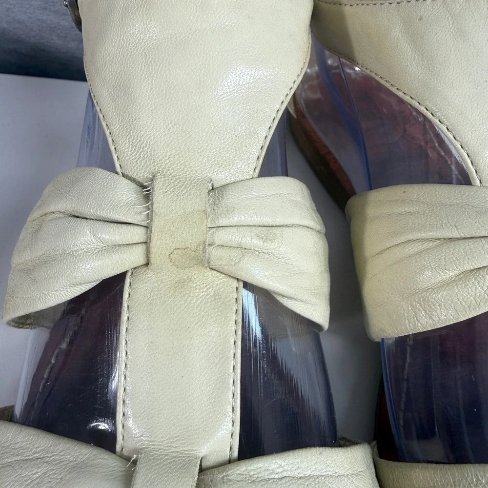 Coach Tracy Ivory Leather Bow Flat Gladiator Sandals Womens‎ Size 7B A8045